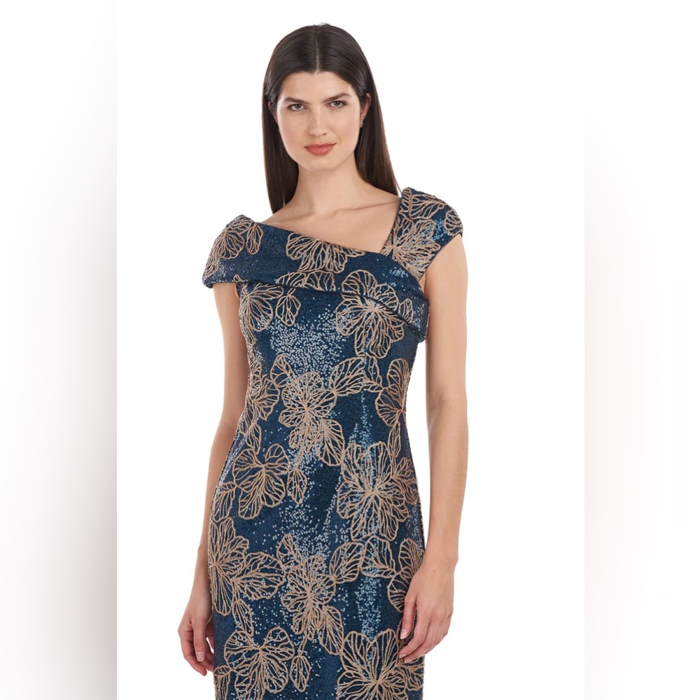 JS Collections Brooklyn Column Gown - Picture 2 of 3